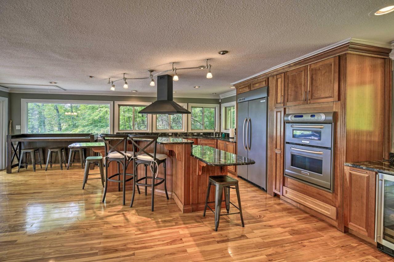 Inviting Family Abode With Dock On Norris Lake! Caryville Exterior photo